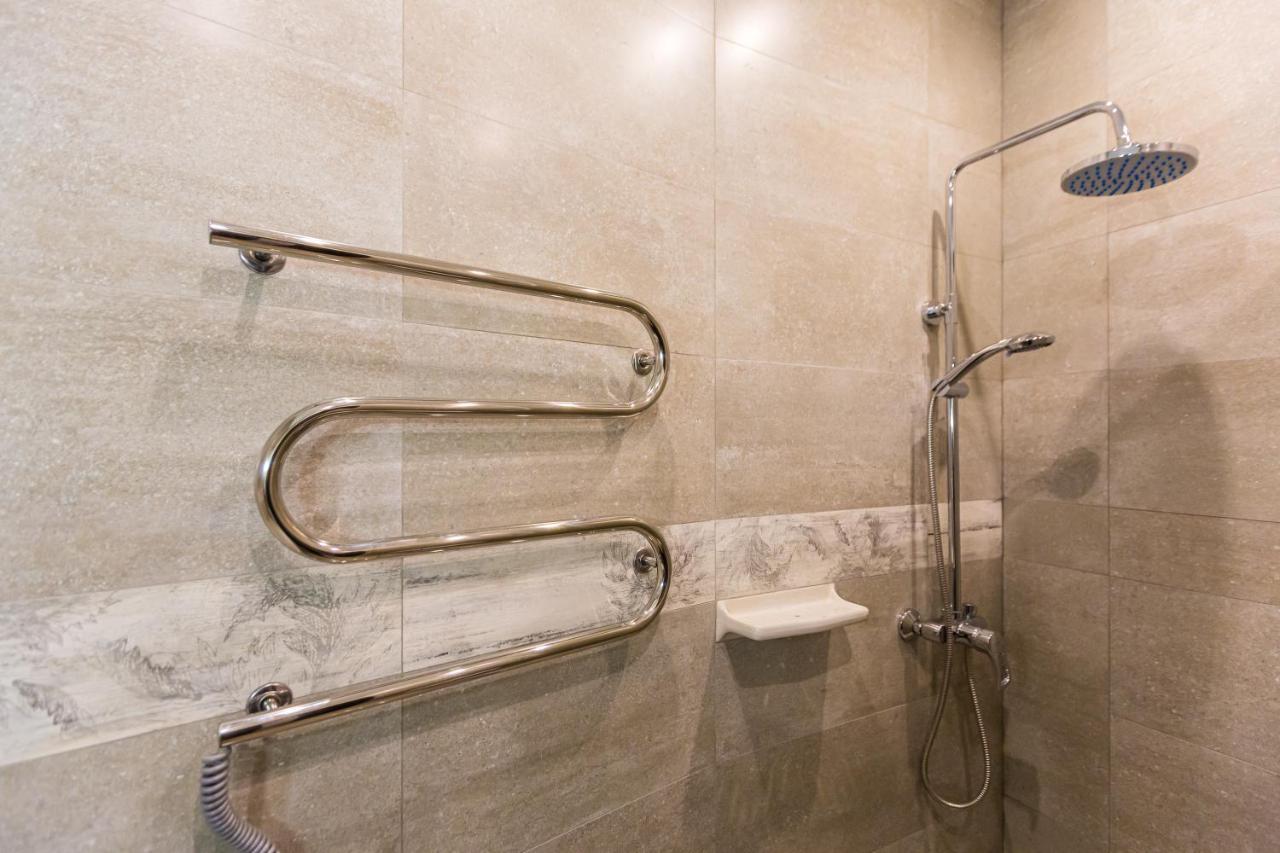 2 Kn. Romana Apartment Lviv Exterior foto