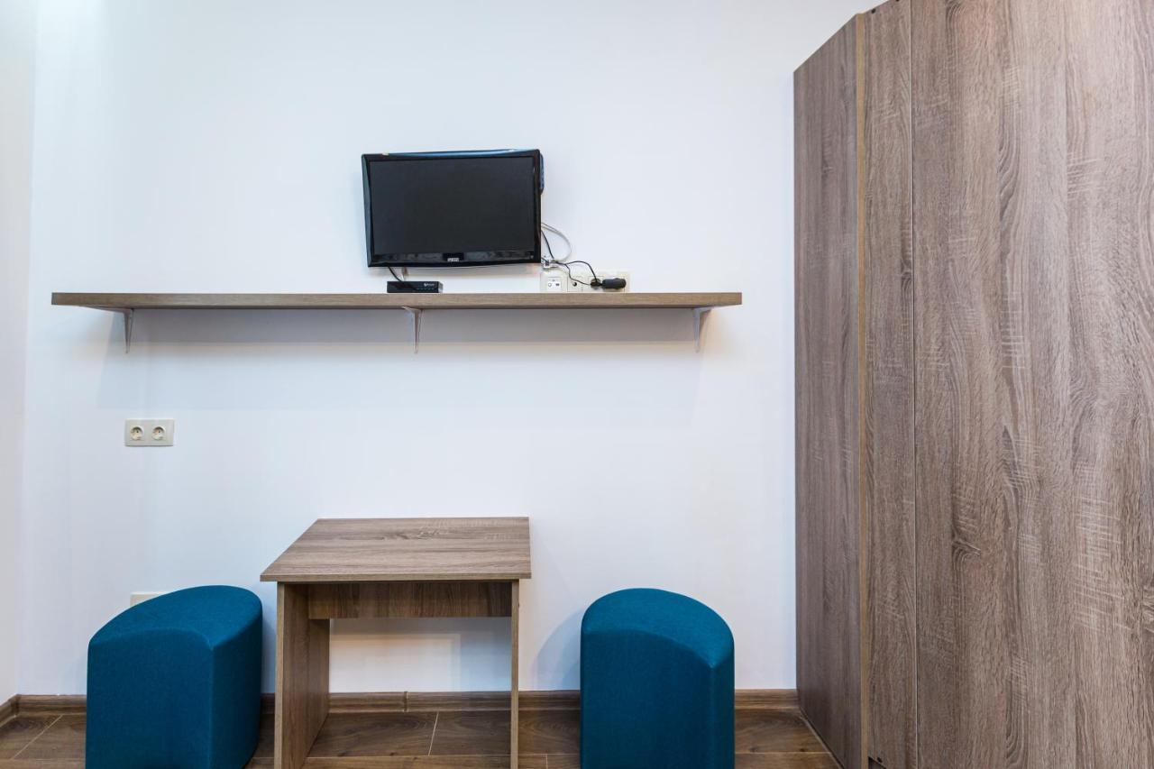 2 Kn. Romana Apartment Lviv Exterior foto